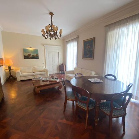 Royal Apartment In San Domenico Maggiore Napoli Esterno foto