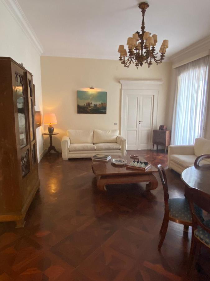 Royal Apartment In San Domenico Maggiore Napoli Esterno foto