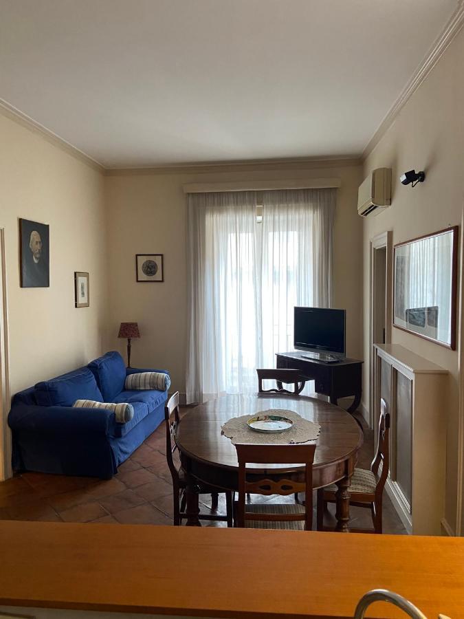 Royal Apartment In San Domenico Maggiore Napoli Esterno foto